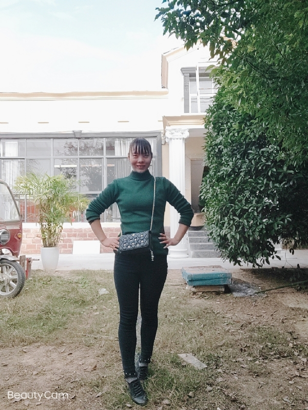 魏沐阳子的第一张照片--阜阳相亲服务中心