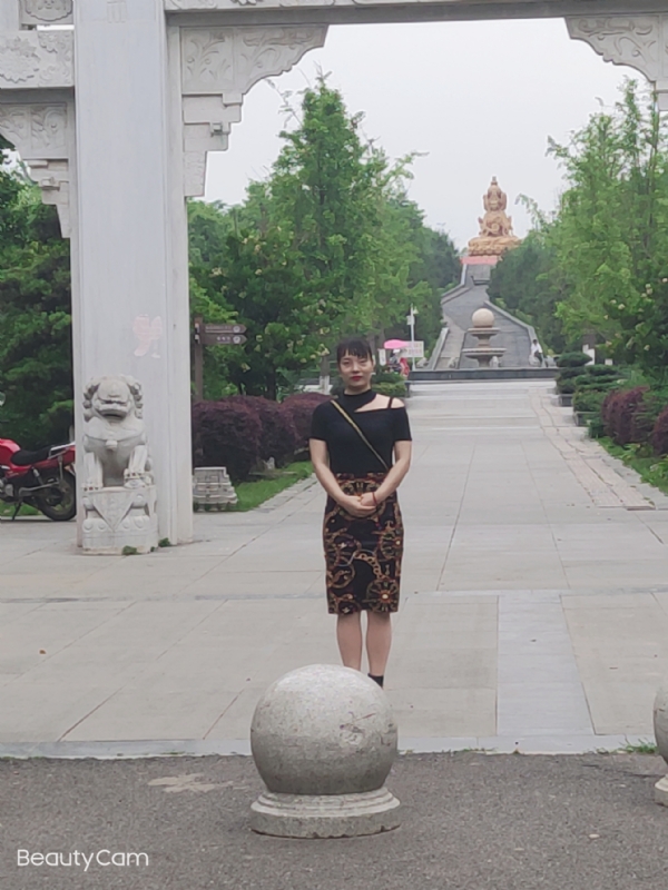 魏沐阳子的第三张照片--阜阳相亲服务中心