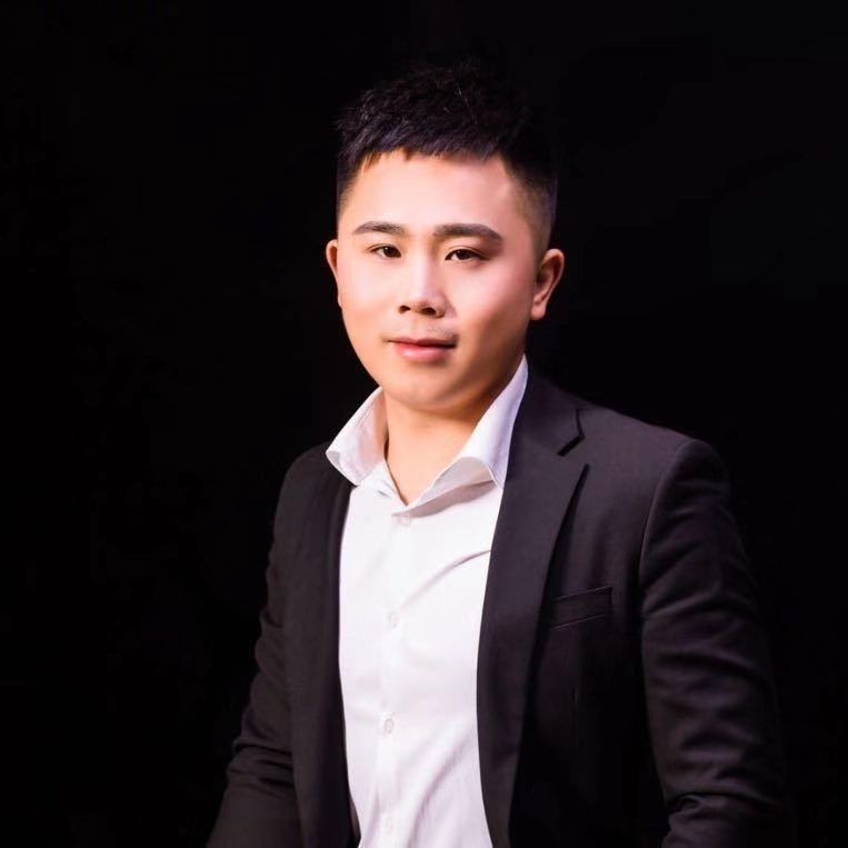 只欠东风的第一张照片--阜阳相亲服务中心