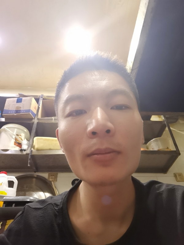 邹先生的第一张照片--阜阳相亲服务中心