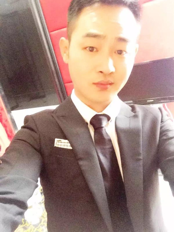 富强的第一张照片--阜阳相亲服务中心