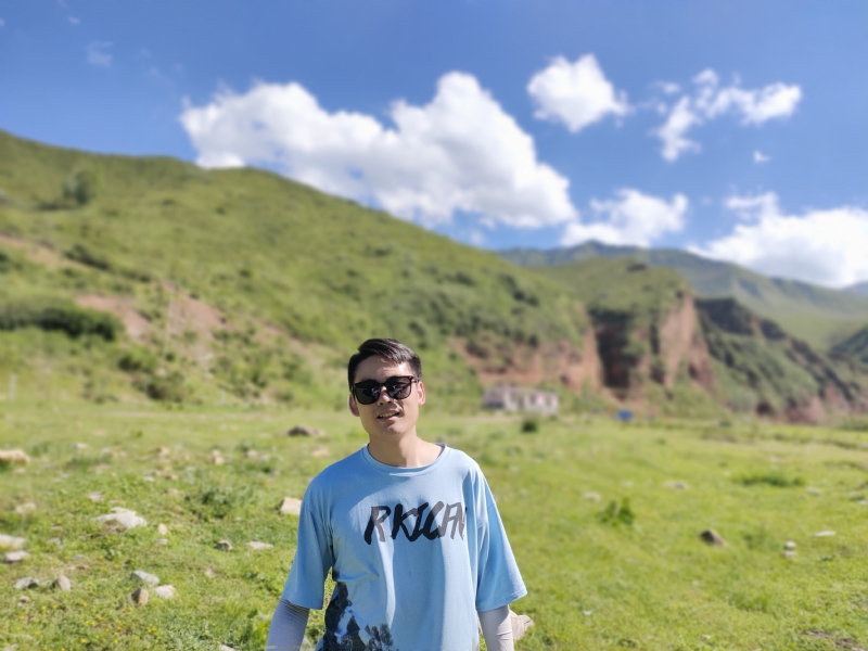 祁三岁的第一张照片--阜阳相亲服务中心