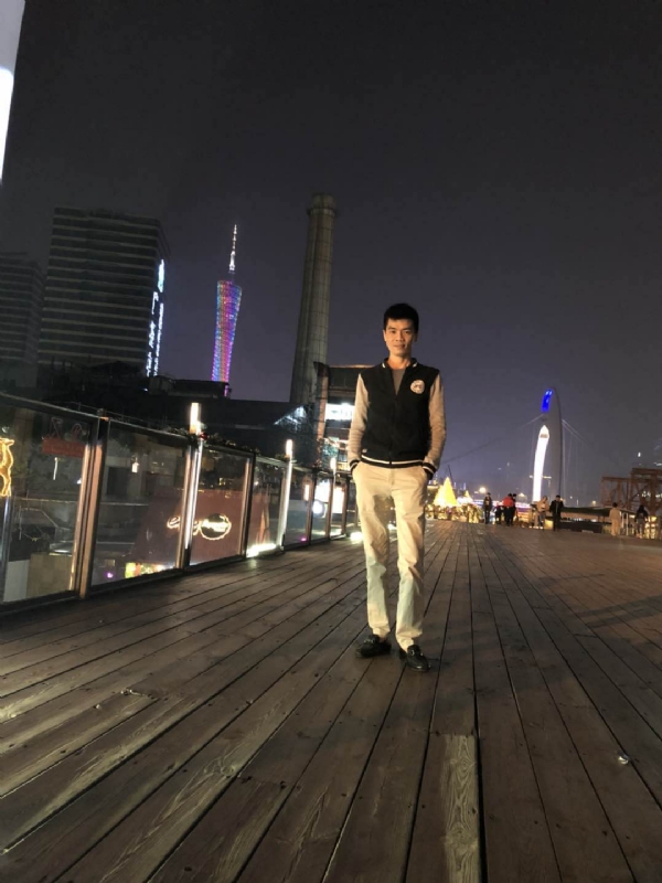 生机·略的第一张照片--阜阳相亲服务中心