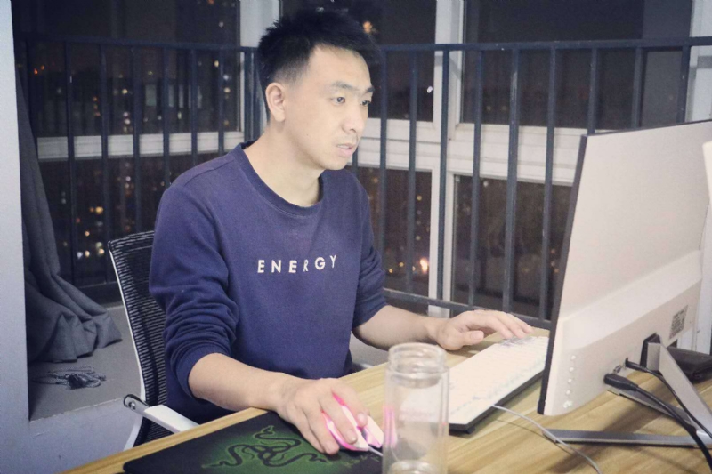 滞后的微笑的第二张照片--阜阳相亲服务中心