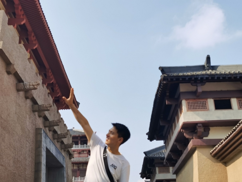 咸鱼不闲的第一张照片--阜阳相亲服务中心