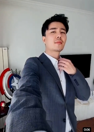 孤獨一郎的第一张照片--阜阳相亲服务中心