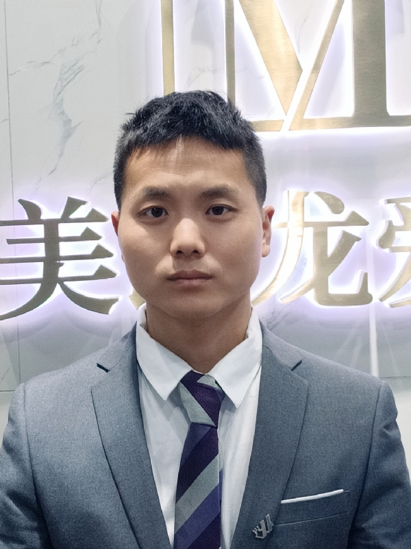 武路的第一张照片--阜阳相亲服务中心