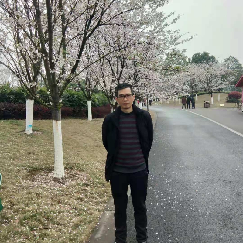 痴心爱人的第一张照片--阜阳相亲服务中心