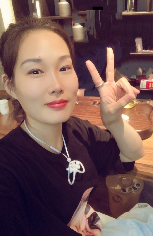 冷紫斑蝶的第一张照片--阜阳相亲服务中心