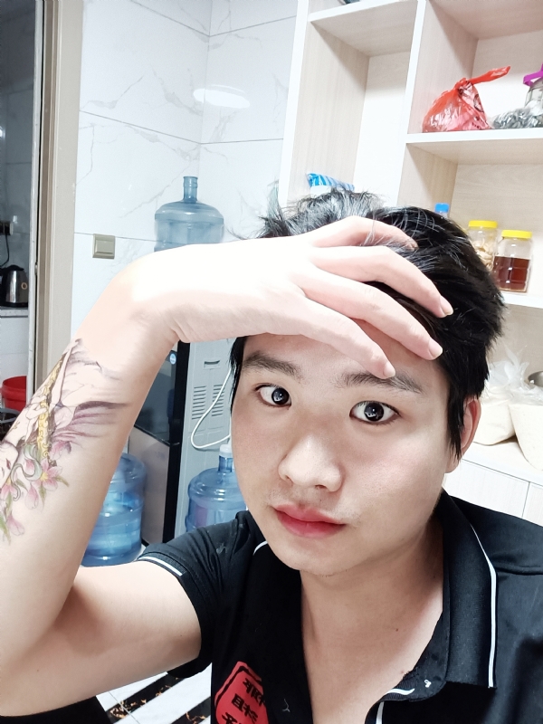 一纸荒年的第一张照片--阜阳相亲服务中心