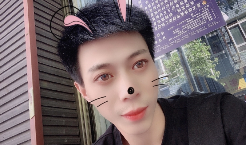 酒伴你的第一张照片--阜阳相亲服务中心