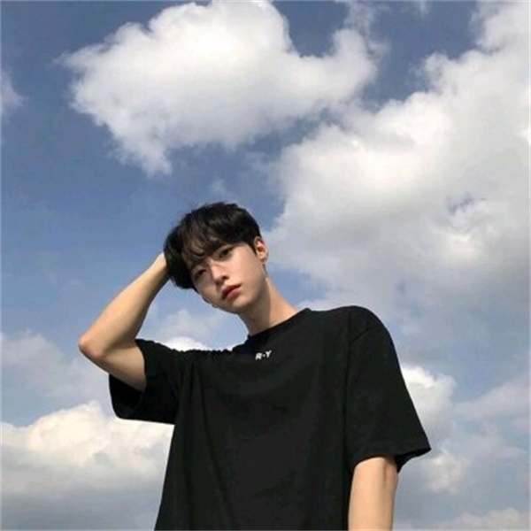 不忘初心的第一张照片--阜阳相亲服务中心