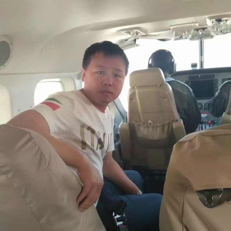 随风飘零的第三张照片--阜阳相亲服务中心