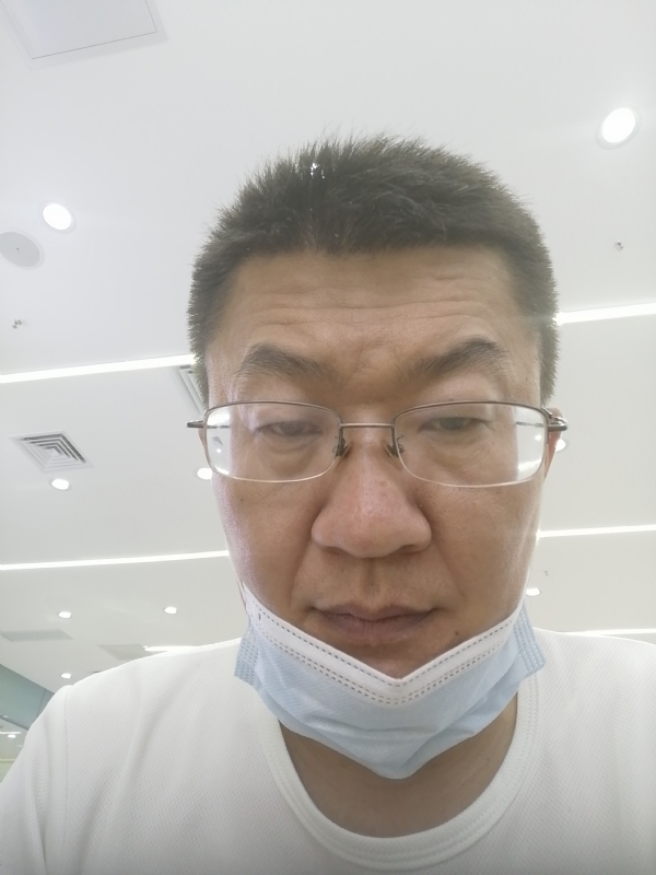 无奈的第一张照片--阜阳相亲服务中心