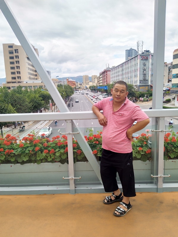 真诚的第一张照片--阜阳相亲服务中心