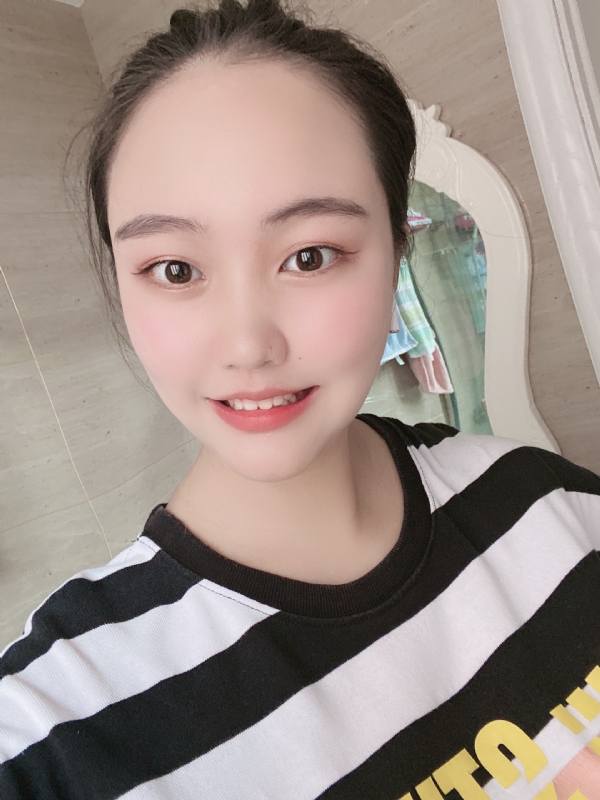 灵儿的第二张照片--阜阳相亲服务中心