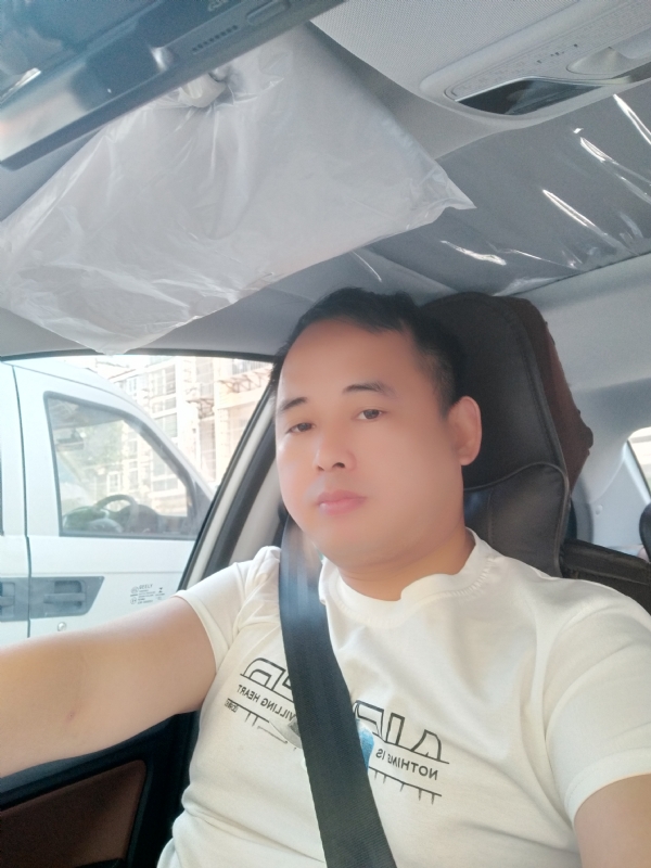 有你就好的第三张照片--阜阳相亲服务中心