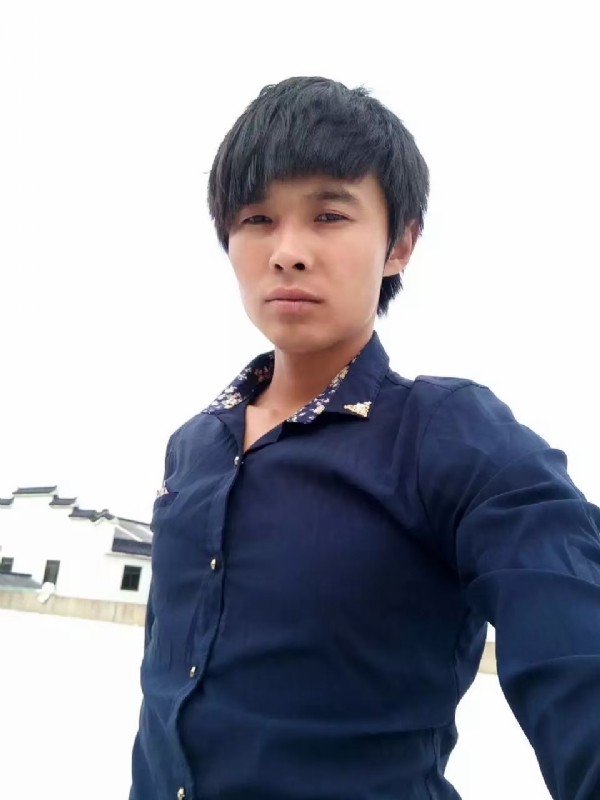 庸人自扰的第一张照片--阜阳相亲服务中心