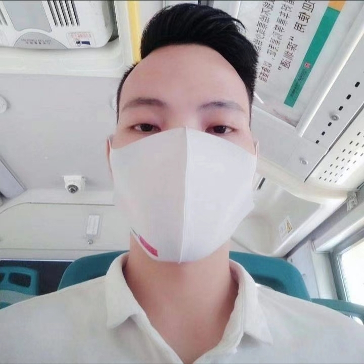 摆渡者的第一张照片--阜阳相亲服务中心