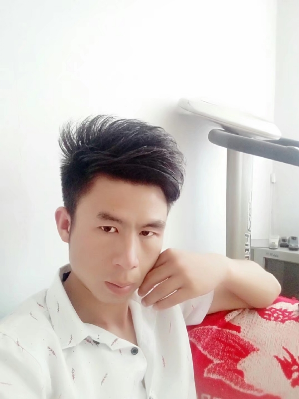 只得一人心的第二张照片--阜阳相亲服务中心