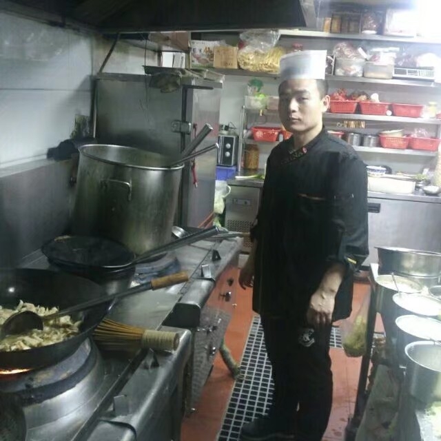 珍惜才配拥有的第一张照片--阜阳相亲服务中心