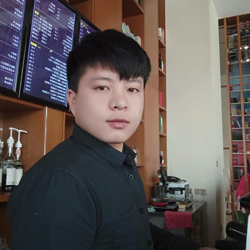 帅被人打的第一张照片--阜阳相亲服务中心