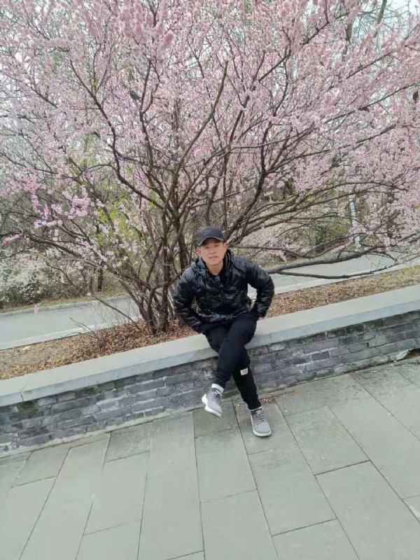 寻找幸福的第一张照片--阜阳相亲服务中心