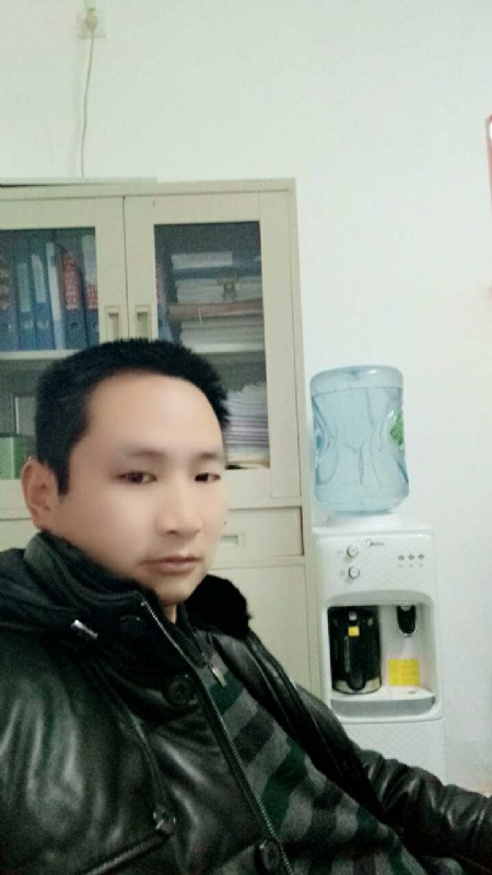 蓝色棒棒糖的第一张照片--阜阳相亲服务中心