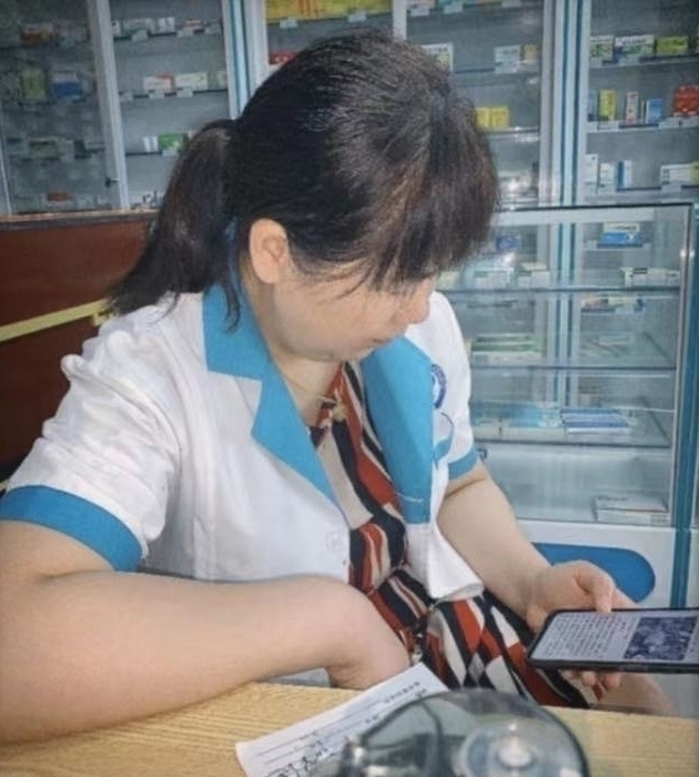 简单快乐的第一张照片--阜阳相亲服务中心