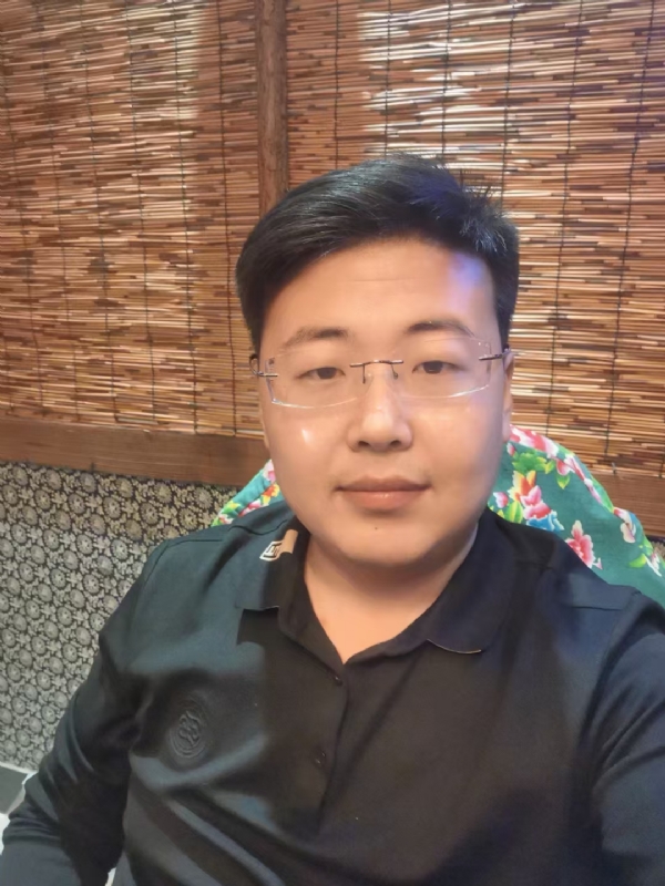 刘先生的第一张照片--阜阳相亲服务中心