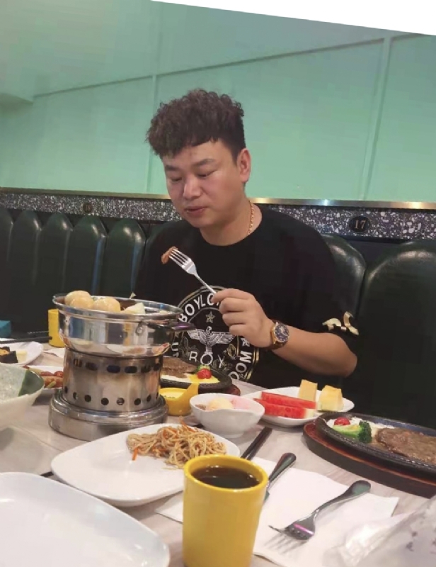 杰的第二张照片--阜阳相亲服务中心