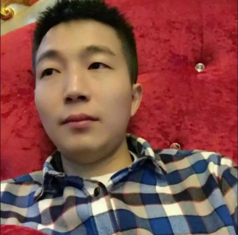 崩塌的信仰的第一张照片--阜阳相亲服务中心