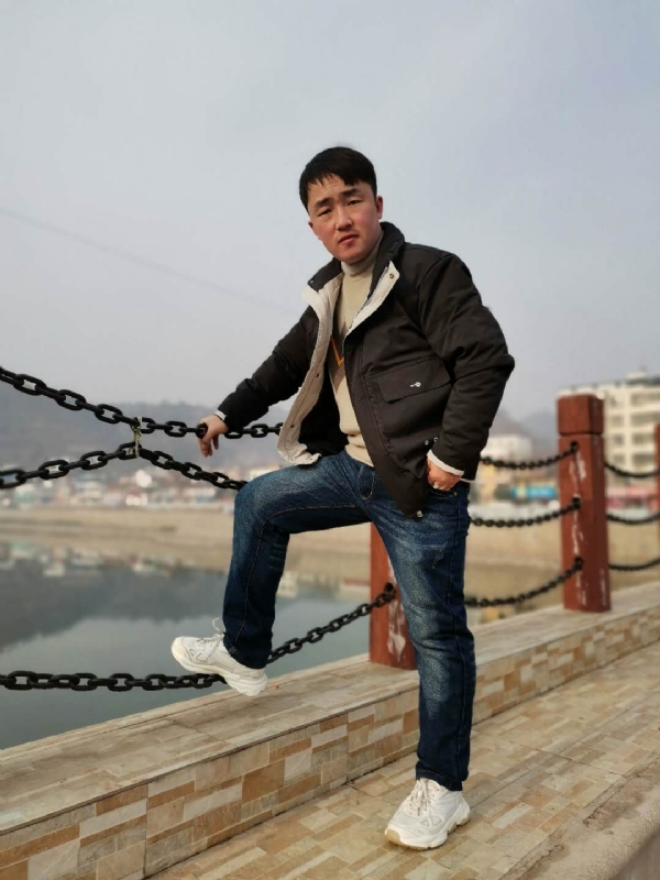 性情中人的第一张照片--阜阳相亲服务中心