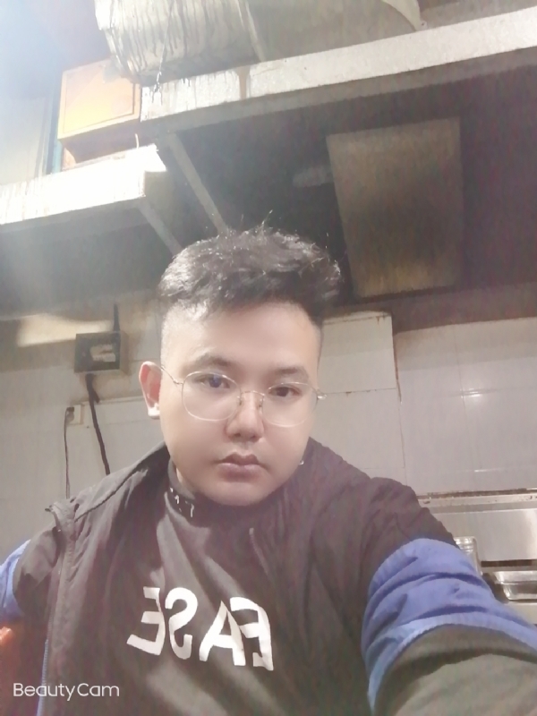 棒哥的第二张照片--阜阳相亲服务中心