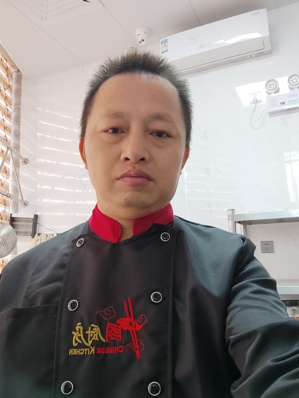 圆梦的第三张照片--阜阳相亲服务中心