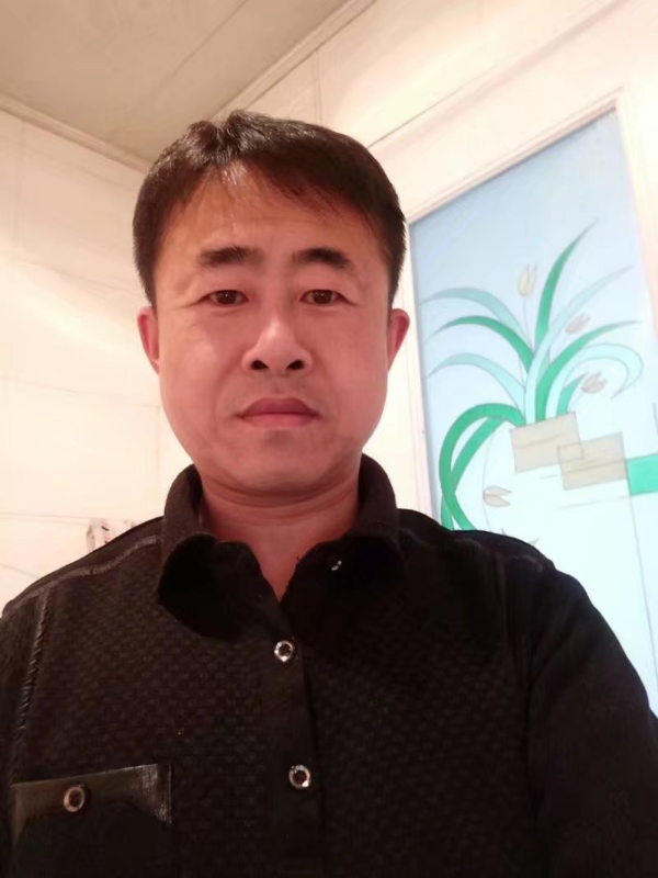 坦率的第一张照片--阜阳相亲服务中心