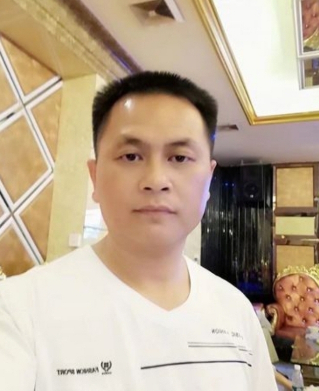 小梁的第一张照片--阜阳相亲服务中心