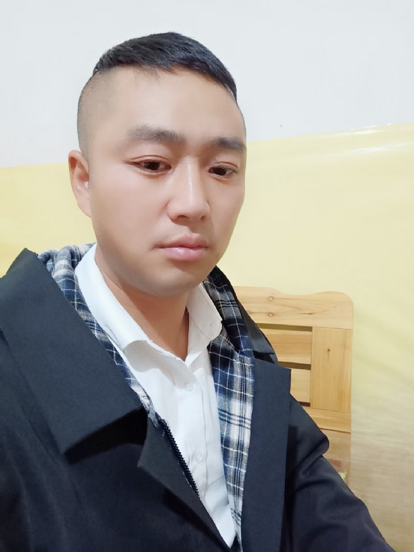 小天的第一张照片--阜阳相亲服务中心