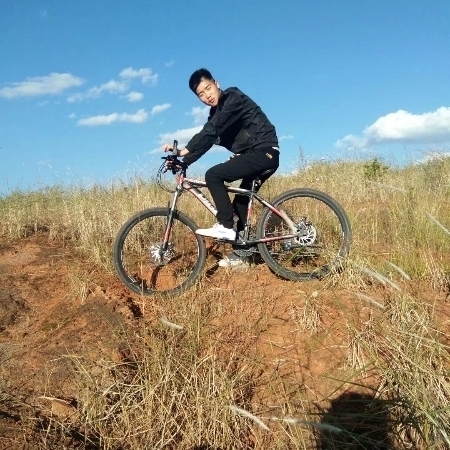 南辞的第一张照片--阜阳相亲服务中心