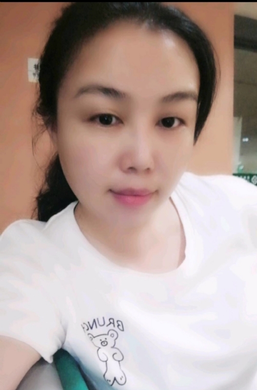 淡淡的云的第二张照片--阜阳相亲服务中心