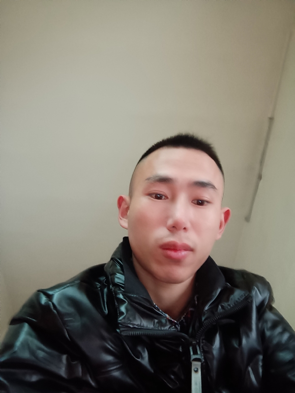 阿浩的第一张照片--阜阳相亲服务中心