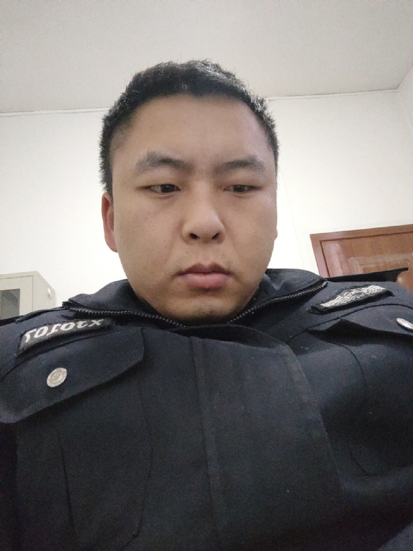 好纠结的第二张照片--阜阳相亲服务中心