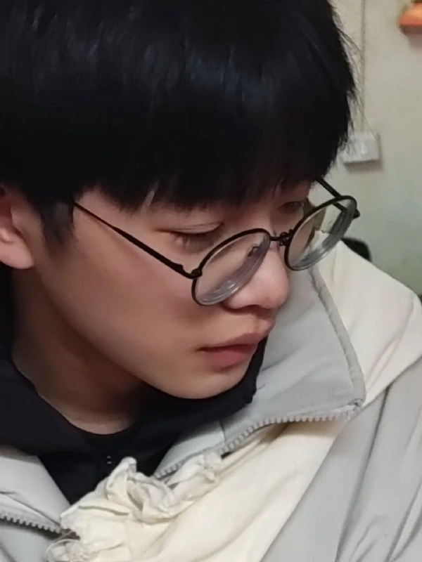 梦游的第二张照片--阜阳相亲服务中心