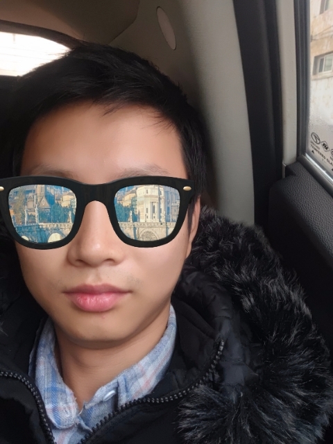 请问揉揉头的第一张照片--阜阳相亲服务中心