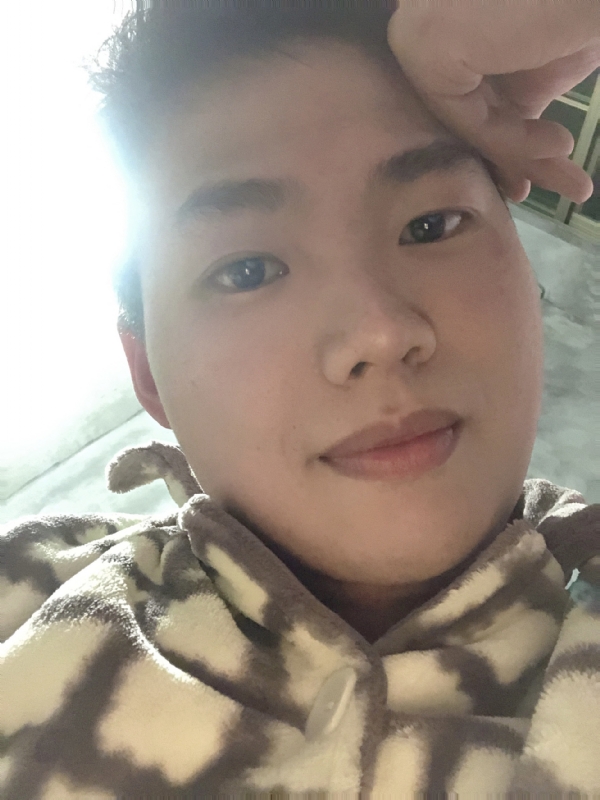 她的第四张照片--阜阳相亲服务中心