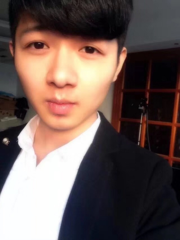 萨拉嘿呦的第一张照片--阜阳相亲服务中心