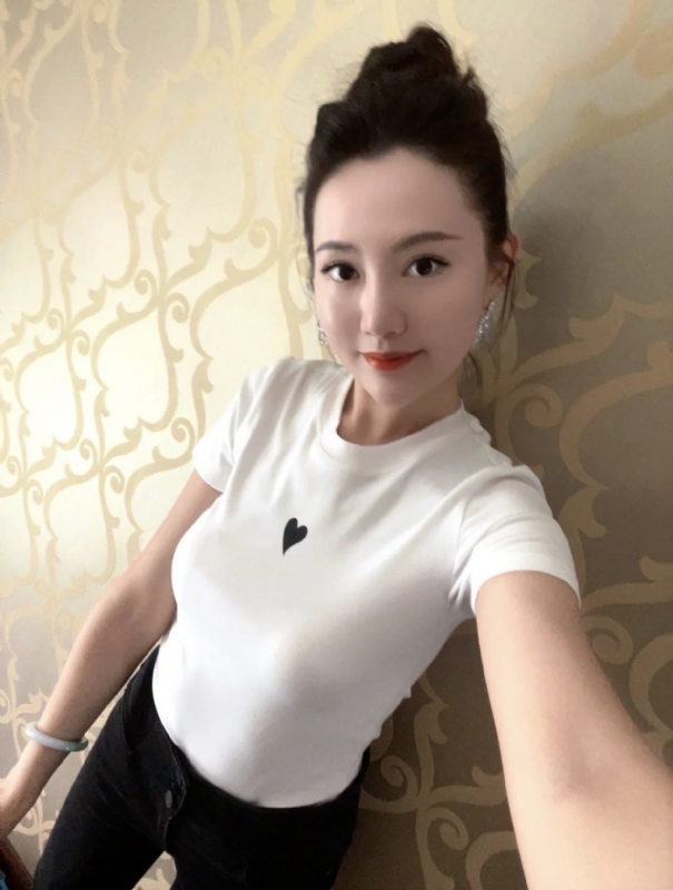 雨熙的第一张照片--阜阳相亲服务中心