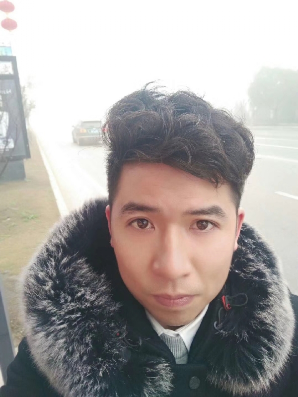 开心快乐每一天的第一张照片--阜阳相亲服务中心