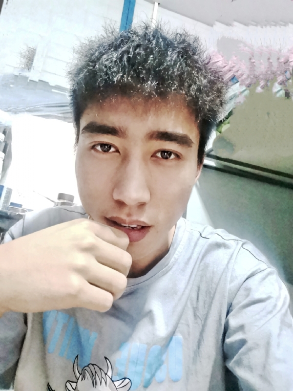 未来可期的第一张照片--阜阳相亲服务中心