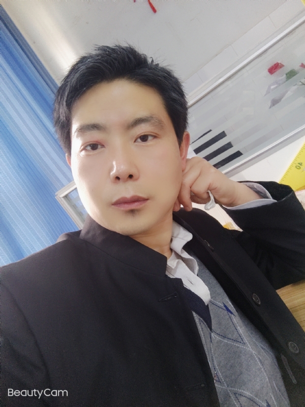 铜豌豆的第一张照片--阜阳相亲服务中心